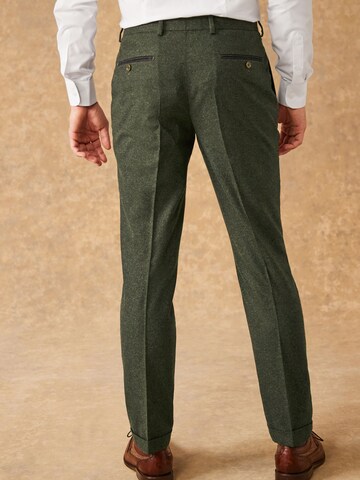 Coupe slim Pantalon à plis Next en vert