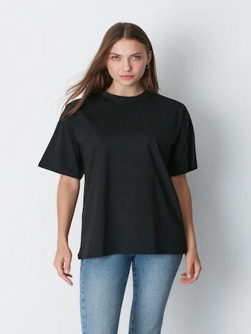 C&City T-Shirt in Schwarz