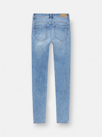 Pull&Bear Skinny Jeans in Blau