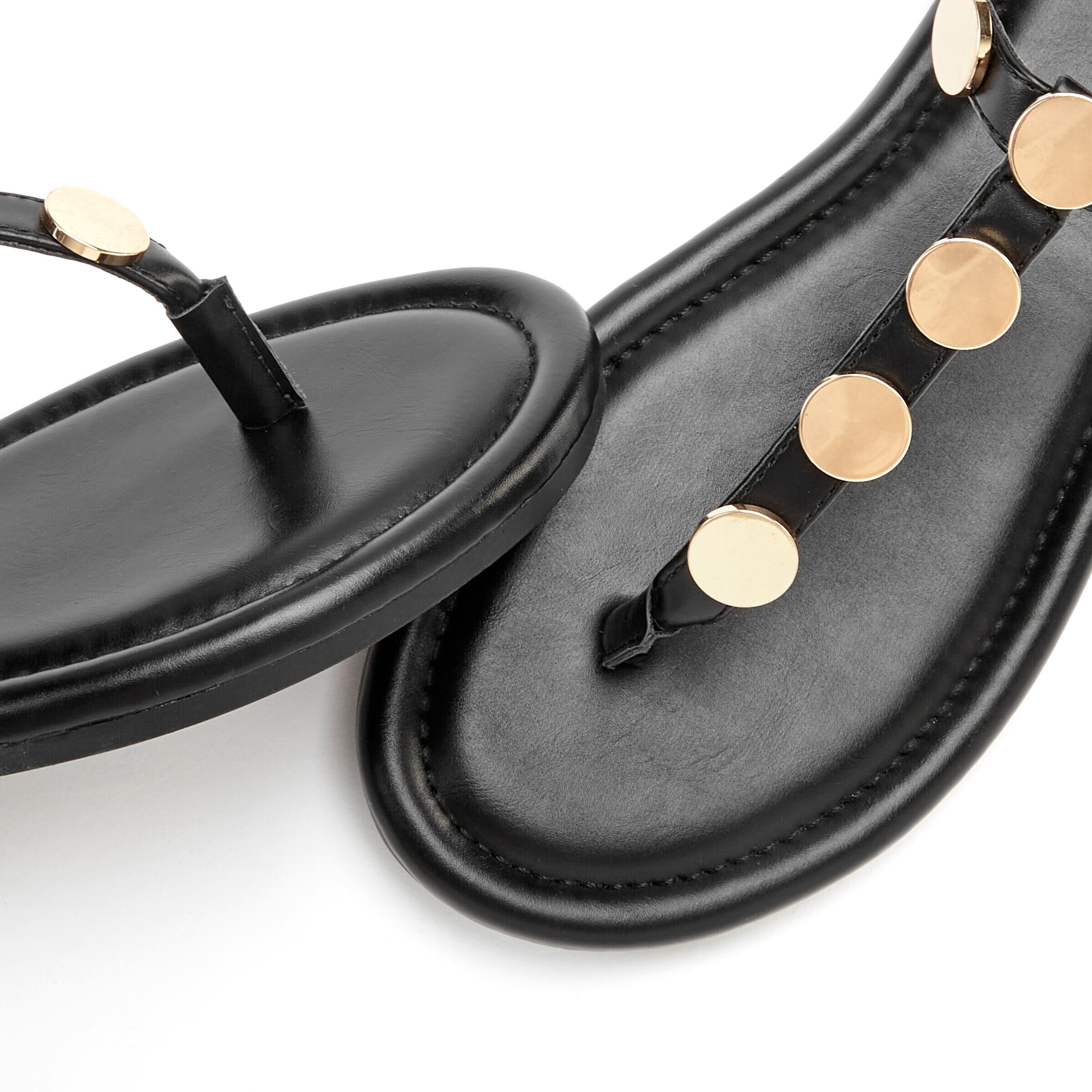 VIVANCE Сандали с разделител за пръстите в черно