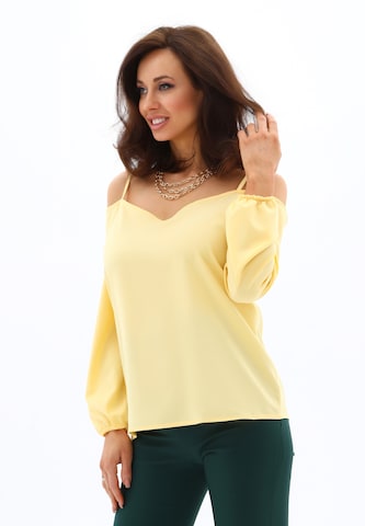 Awesome Apparel Blouse in Geel