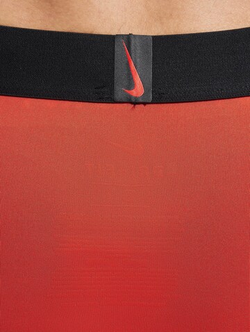NIKE Sportunterhose in Rot