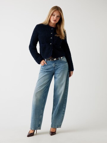 GUESS Between-Season Jacket in Blue