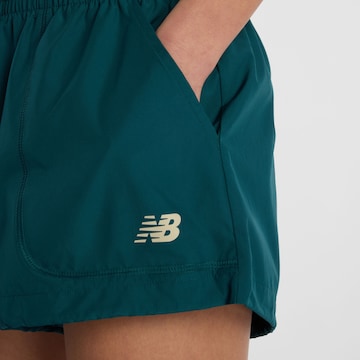 new balance Regular Sportbroek 'Trackside Woven Short' in Groen