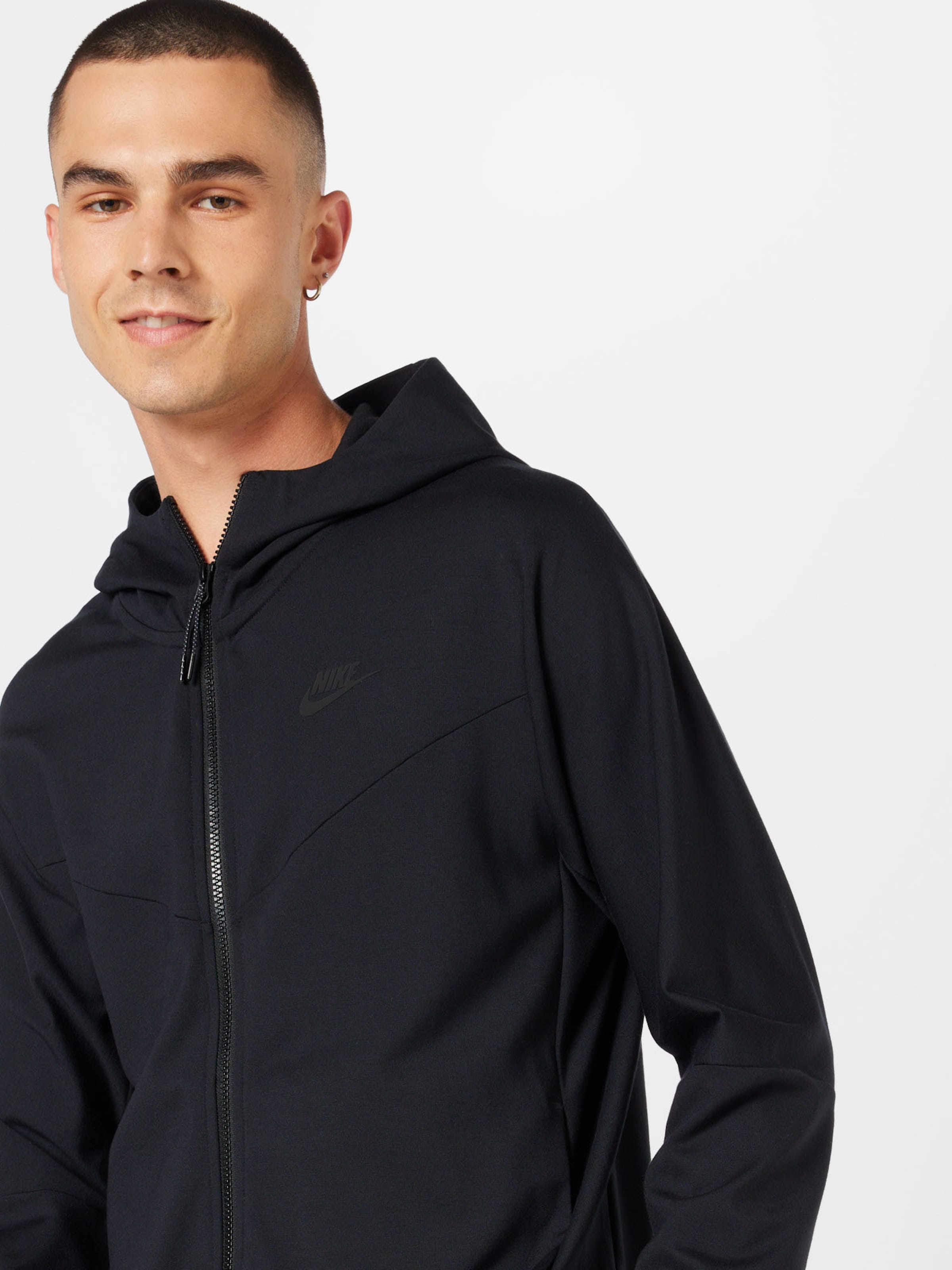 Nike Sportswear Zip Up Hoodie Tech Fleece in Black ABOUT YOU