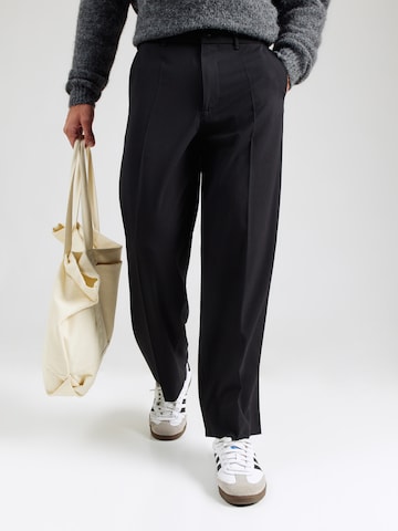 Abercrombie & FitchLoosefit Hlače na crtu - crna boja: prednji dio