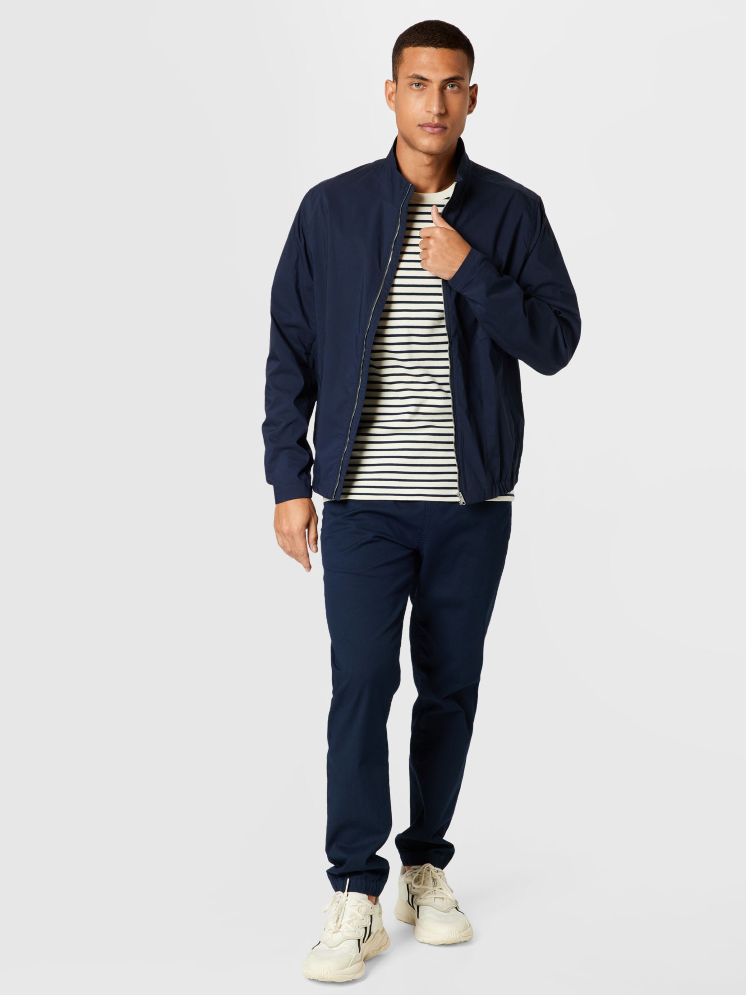 Männer Hosen Kauf Dich Glücklich Hose 'KAUF DICH GLÜCKLICH' in Navy - GK61853 Männer Hosen Kauf Dich Glücklich Hose 'KAUF DICH GLÜCKLICH' in Navy - GK61853