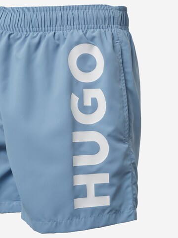 HUGO Plavecké šortky 'Abas' – modrá
