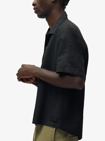 ARTE ANTWERP - Regular Fit Camisa clássica em preto