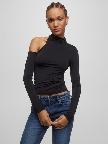 Pull&Bear Koszulka w kolorze czarny: przód