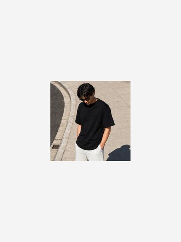 Maglia funzionale 'Form Tee' di Muscle Up in nero
