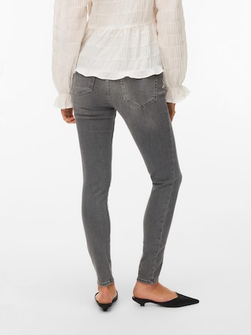 Skinny Jeans 'VMPolly' di VERO MODA in grigio