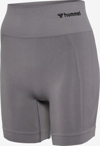 Skinny Pantaloni sportivi 'Tif' di Hummel in grigio