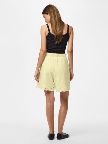 PIECES - Loosefit Pantalón 'PCChilli' en amarillo