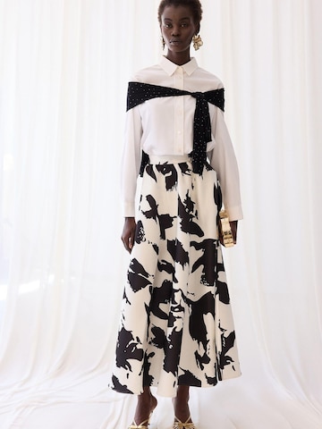 Touché Privé Skirt 'Patterned Satin Skirt' in Beige