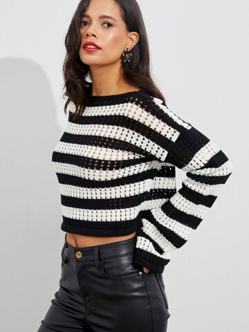 Cool & Sexy Pullover in Beige