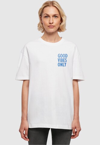 Merchcode Shirt 'Good Vibes Only' in Wit: voorkant