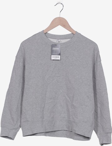 UNIQLO Sweatshirt & Zip-Up Hoodie in L in Grey: front