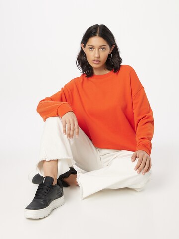 ARMEDANGELS Sweatshirt 'Aarin' in Orange