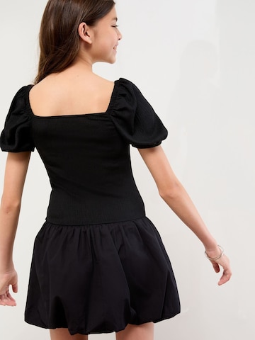 Lipsy Klänning i svart