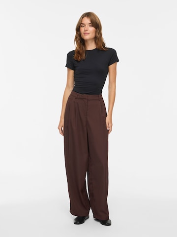 Barrel Pantaloni con pieghe 'VILee' di VILA in marrone