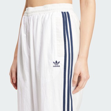 ADIDAS ORIGINALS Loosefit Broek in Wit