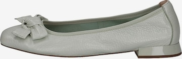 CAPRICE Ballet Flats in Green