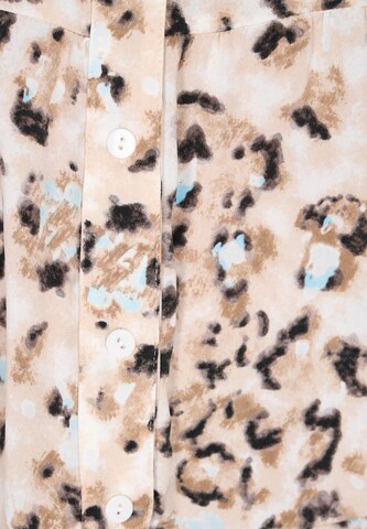 NALLY - Vestidos camiseiros 'Fashion Look' em bege