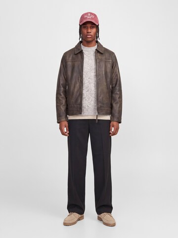 Pulover 'JORMONTREAL' de la JACK & JONES pe gri