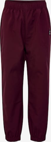 Hummel Tapered Outdoor Pants in Red: front