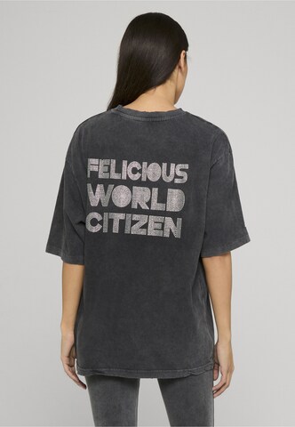 T-shirt oversize Felicious en noir : devant