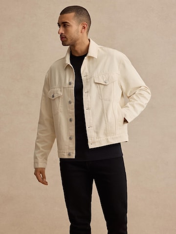 DAN FOX APPAREL Between-Season Jacket 'Jakob' in White: front