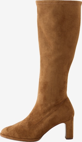 NextČizme - smeđa boja: prednji dio