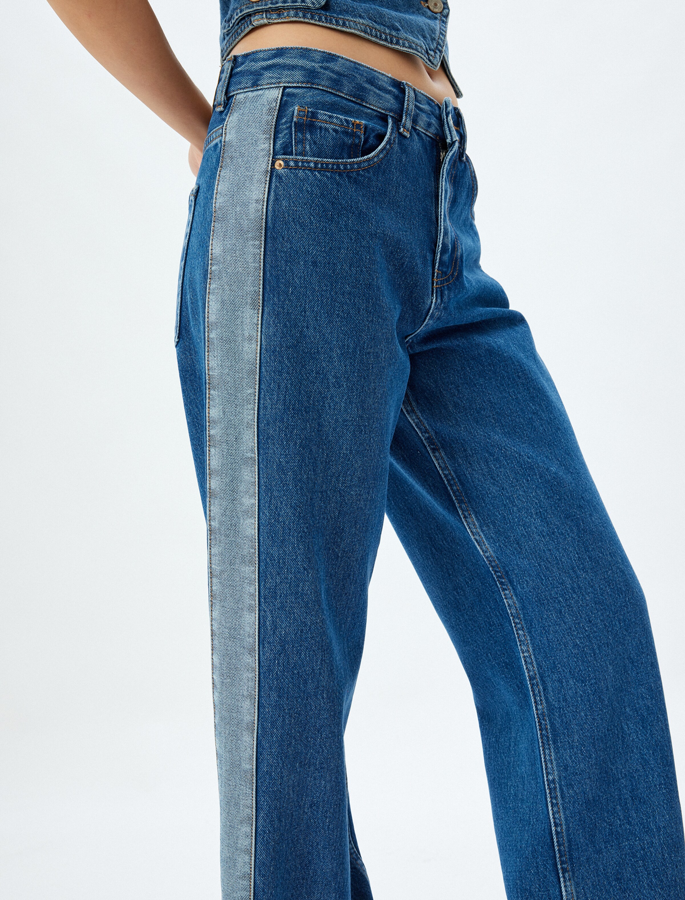 Koton Flared Jeans in Blue