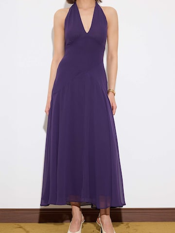 Robe de soirée Trendyol en violet