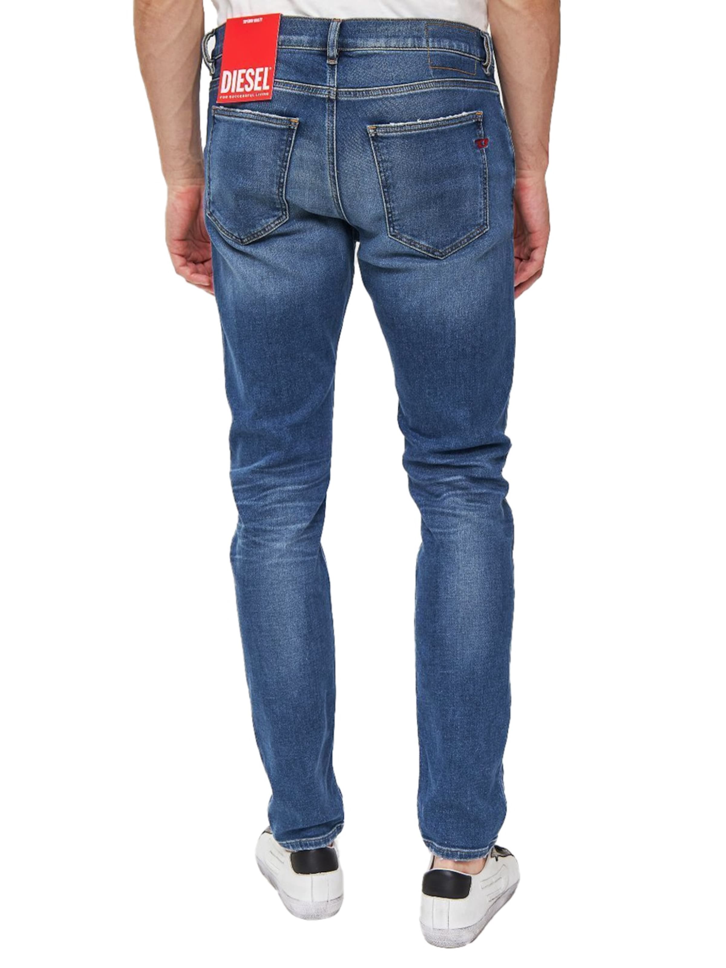 DIESEL Slimfit Jeans 'D-STRUKT SUPERSTRETCH JOGGJEANS'‌‌‌‌‌‌‌‌ in Blau