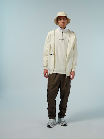 Pacemaker Zip-Up Hoodie 'Jamal' in White