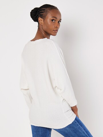 Pull-over Apricot en blanc
