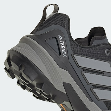 Scarpa bassa 'Skychaser' di ADIDAS TERREX in nero