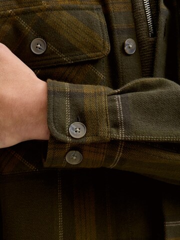 JACK & JONES Comfort fit Button Up Shirt 'Prayle' in Green