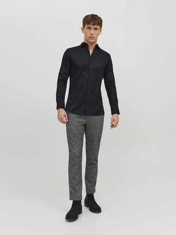Slim fit Camicia di JACK & JONES in nero