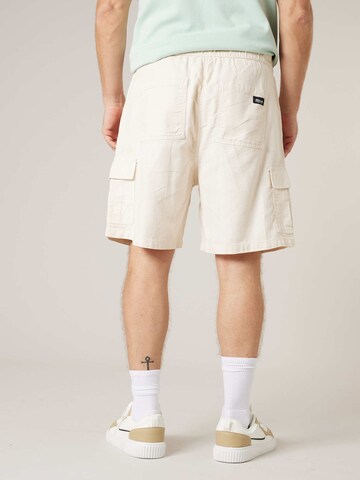 Deeluxe Loosefit Hose‌‌‌‌‌‌‌‌ in Beige