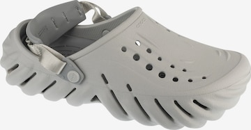 Crocs Sandale in Grau: Vorderseite