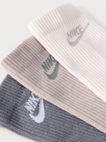 Calzino 'ELVD' di Nike Sportswear in beige