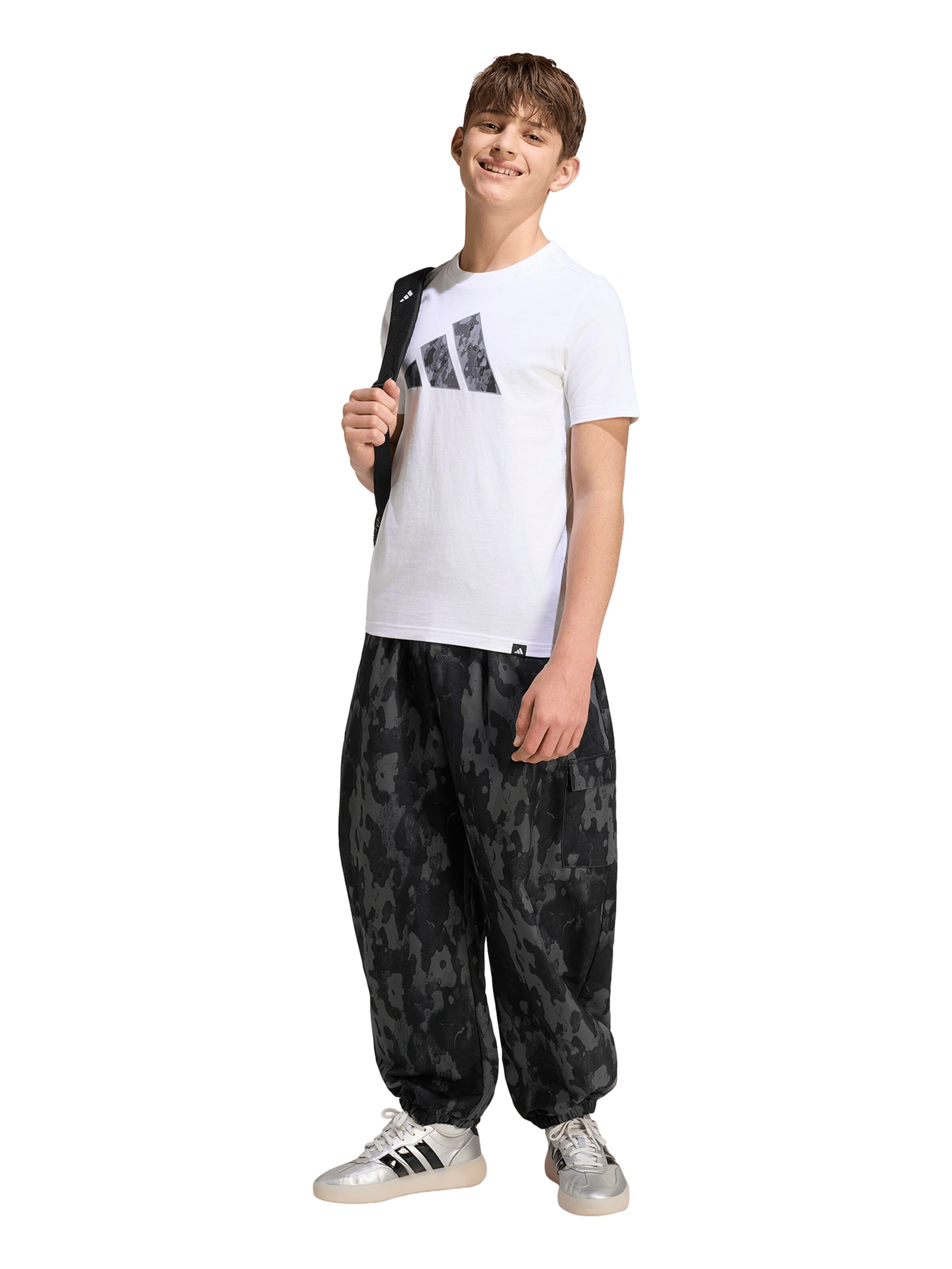 ADIDAS SPORTSWEAR - Camiseta funcional en blanco