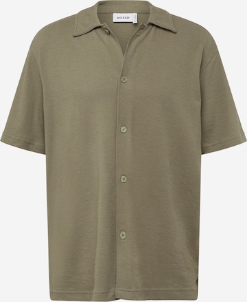 WEEKDAY Button Up Shirt in Green: front