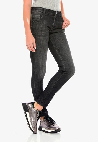 CIPO & BAXX Regular Jeans in Schwarz