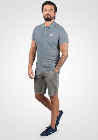 !Solid Regular Chinoshorts 'Monty' in Grau