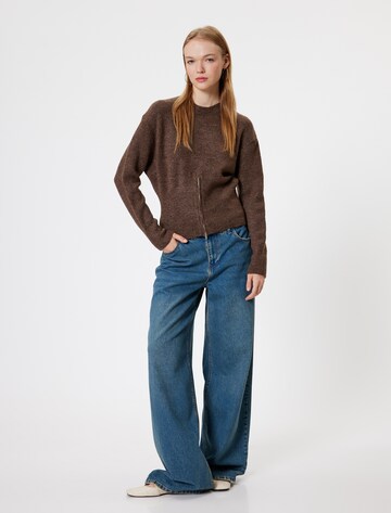 Koton Sweatshirt in Bruin