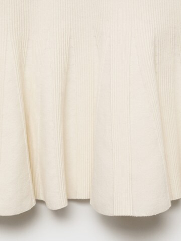 Robes en maille 'Ottom' MANGO en beige